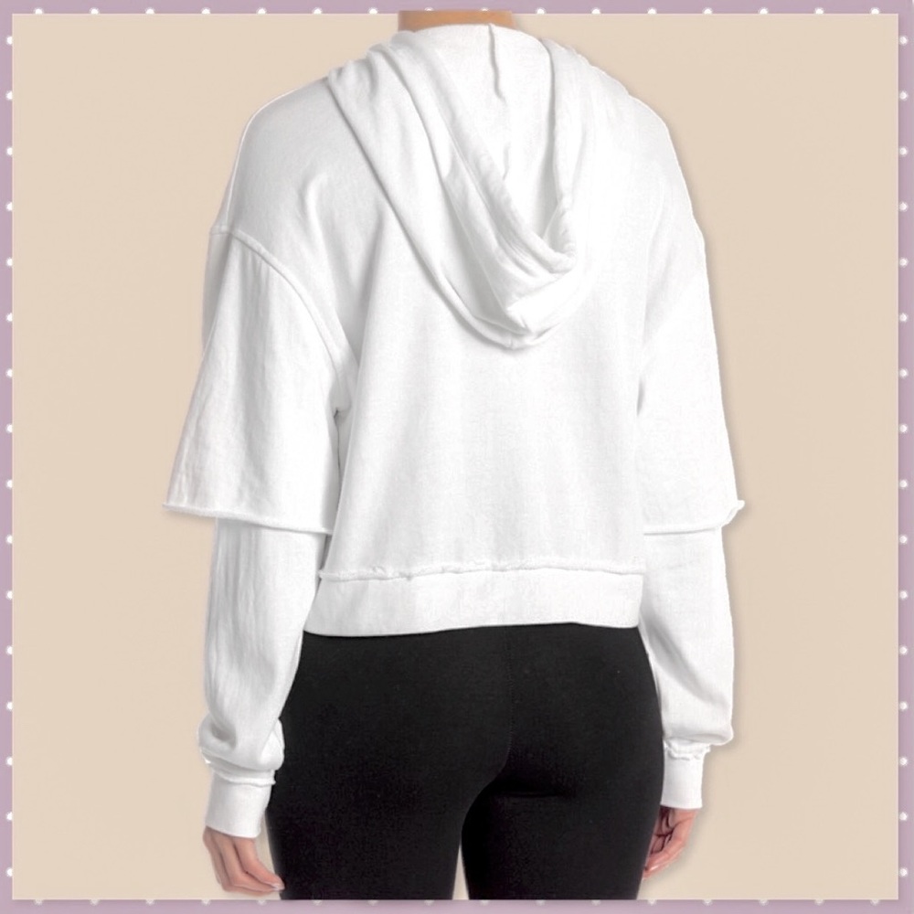 🆕 BETSEY JOHNSON White Layered Look Hoody NWT - Picture 3 of 4